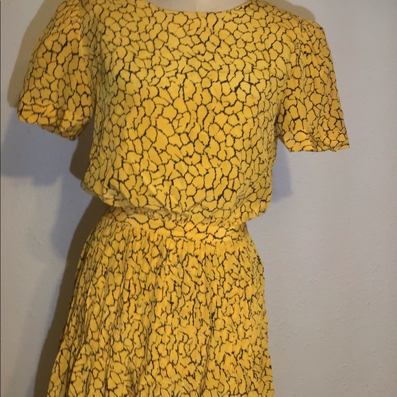 Carolyne Barton vintage yellow/black silk dress size 8 - Picture 5 of 16